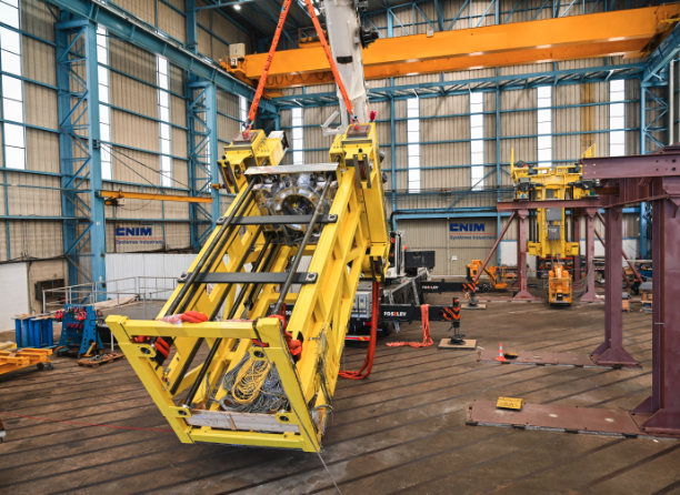 machine produite par cnim-systemes-industriels filiale de reel international