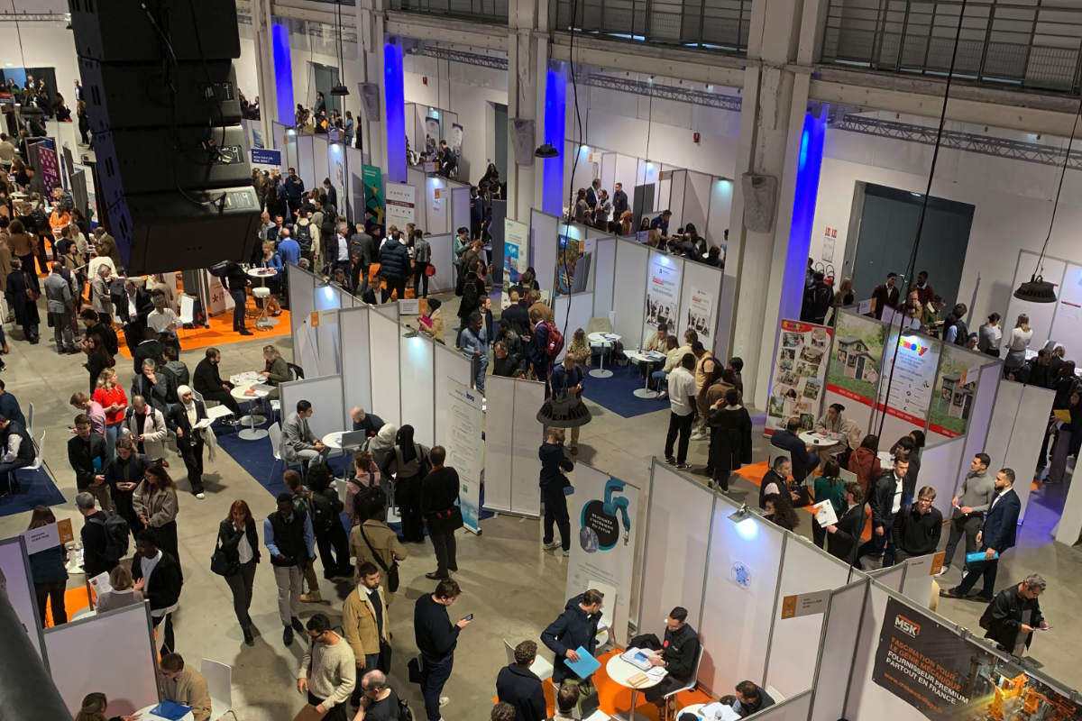 reel international participe à un salon du recrutement